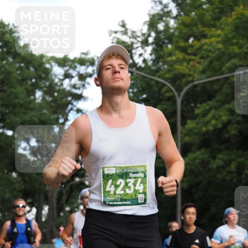 13.09.2026 - 21. swb-Marathon Bremen TobiasT http://msf.ph/oto/10245407 13.09.2026 11:57:07 Laufen 4234, 2, 26 meine-sportfotos.de