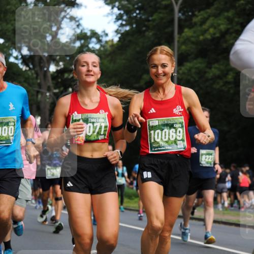 13.09.2026 - 21. swb-Marathon Bremen TobiasT http://msf.ph/oto/10245591 13.09.2026 11:58:17 Laufen 000, 26, 071, 10069, 21, 2, 8227 meine-sportfotos.de