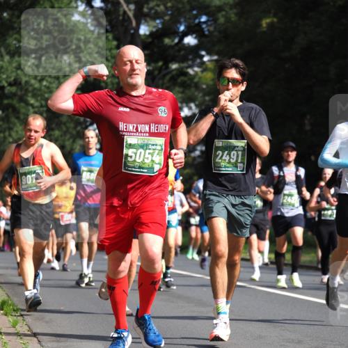 13.09.2026 - 21. swb-Marathon Bremen TobiasT http://msf.ph/oto/10245836 13.09.2026 11:59:09 Laufen 907, 658, 96, 5054, 21, 26, 2491, 2, 246, 242 meine-sportfotos.de