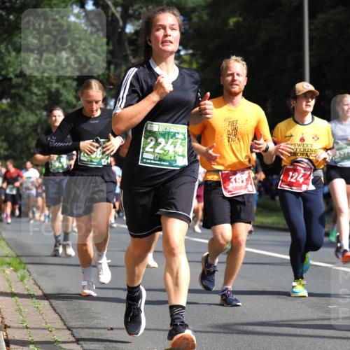 13.09.2026 - 21. swb-Marathon Bremen TobiasT http://msf.ph/oto/10245902 13.09.2026 11:59:15 Laufen 2244, 5131, 21, 26, 124 meine-sportfotos.de