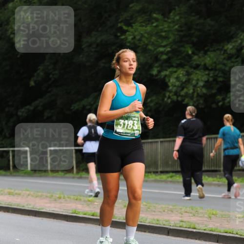 13.09.2026 - 21. swb-Marathon Bremen TobiasT http://msf.ph/oto/10249894 13.09.2026 12:22:45 Laufen 3183 meine-sportfotos.de