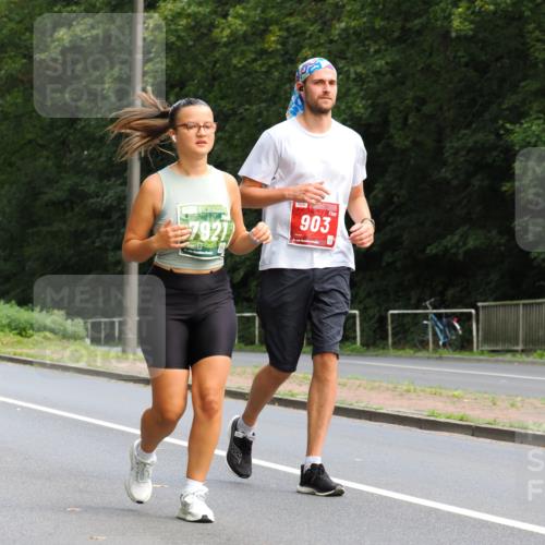 13.09.2026 - 21. swb-Marathon Bremen TobiasT http://msf.ph/oto/10250331 13.09.2026 12:27:09 Laufen 7921, 903 meine-sportfotos.de