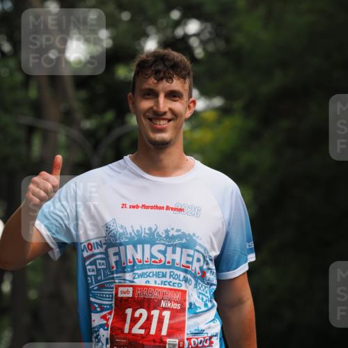13.09.2026 - 21. swb-Marathon Bremen TobiasT http://msf.ph/oto/10250991 13.09.2026 12:37:09 Laufen 21, 26, 1211, 21, 26, 8, 0, 000, 09 meine-sportfotos.de