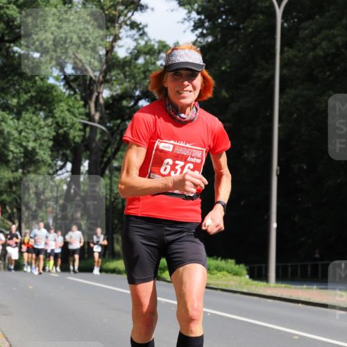 13.09.2026 - 21. swb-Marathon Bremen TobiasT http://msf.ph/oto/10251067 13.09.2026 12:37:41 Laufen 076, 63 meine-sportfotos.de