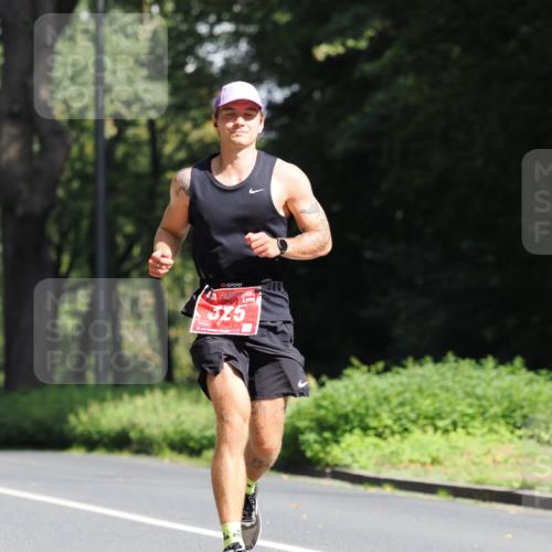 13.09.2026 - 21. swb-Marathon Bremen TobiasT http://msf.ph/oto/10251150 13.09.2026 12:38:26 Laufen 525 meine-sportfotos.de