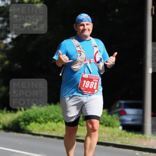 13.09.2026 - 21. swb-Marathon Bremen TobiasT http://msf.ph/oto/10251185 13.09.2026 12:39:00 Laufen 1988, 26 meine-sportfotos.de