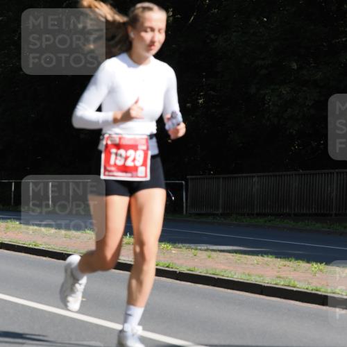 13.09.2026 - 21. swb-Marathon Bremen TobiasT http://msf.ph/oto/10251384 13.09.2026 12:41:47 Laufen 1829 meine-sportfotos.de