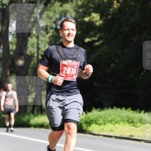 13.09.2026 - 21. swb-Marathon Bremen TobiasT http://msf.ph/oto/10251492 13.09.2026 12:43:30 Laufen 2610, 0156 meine-sportfotos.de
