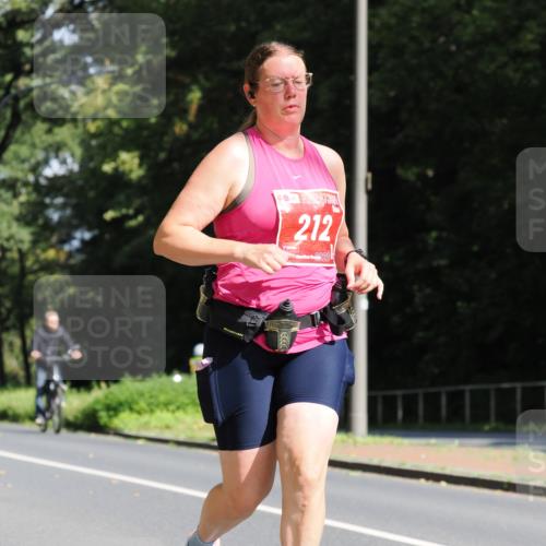 13.09.2026 - 21. swb-Marathon Bremen TobiasT http://msf.ph/oto/10251526 13.09.2026 12:44:12 Laufen 212, 2026 meine-sportfotos.de