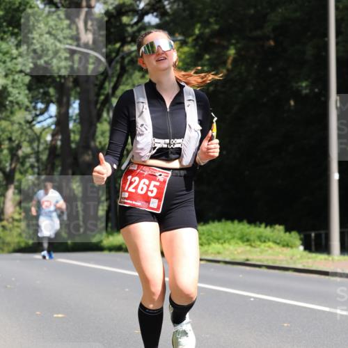 13.09.2026 - 21. swb-Marathon Bremen TobiasT http://msf.ph/oto/10251563 13.09.2026 12:44:35 Laufen 1265, 1, 2026 meine-sportfotos.de