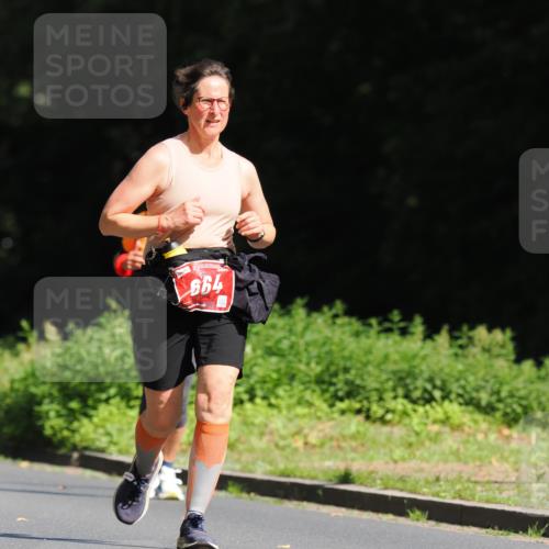 13.09.2026 - 21. swb-Marathon Bremen TobiasT http://msf.ph/oto/10251660 13.09.2026 12:46:22 Laufen 664 meine-sportfotos.de