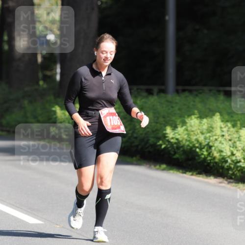 13.09.2026 - 21. swb-Marathon Bremen TobiasT http://msf.ph/oto/10251678 13.09.2026 12:47:45 Laufen 1105 meine-sportfotos.de
