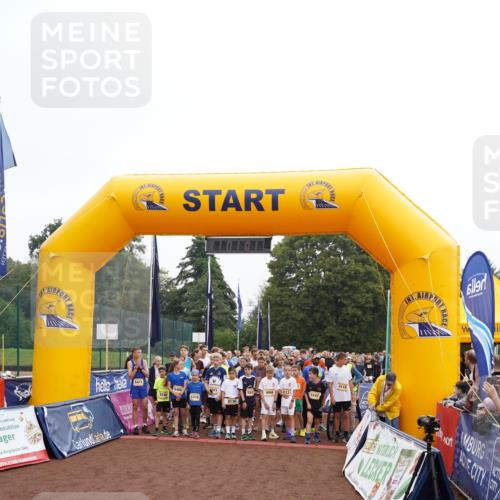 13.09.2026 - Airport Race Dennis Weichert http://msf.ph/oto/10255032 13.09.2026 09:59:53 Laufen  meine-sportfotos.de