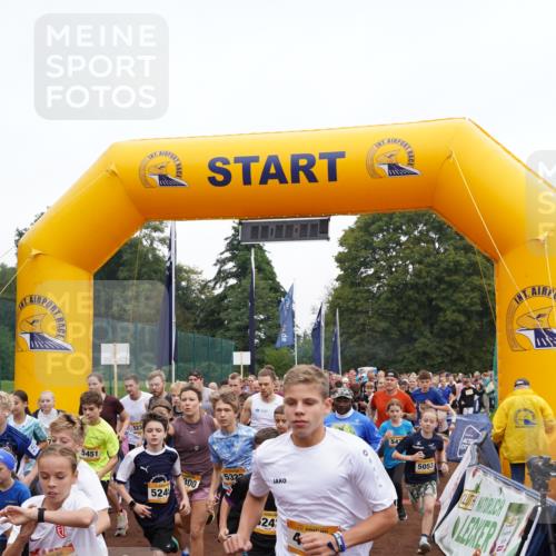 13.09.2026 - Airport Race Dennis Weichert http://msf.ph/oto/10255372 13.09.2026 10:00:35 Laufen  meine-sportfotos.de