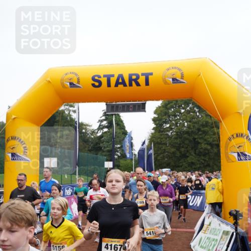 13.09.2026 - Airport Race Dennis Weichert http://msf.ph/oto/10255519 13.09.2026 10:00:40 Laufen  meine-sportfotos.de
