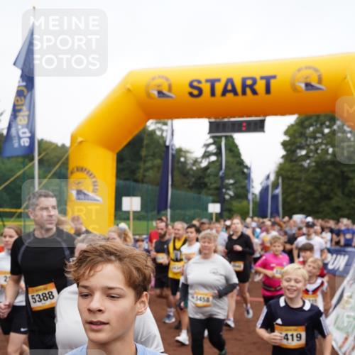13.09.2026 - Airport Race Dennis Weichert http://msf.ph/oto/10255958 13.09.2026 10:01:07 Laufen  meine-sportfotos.de