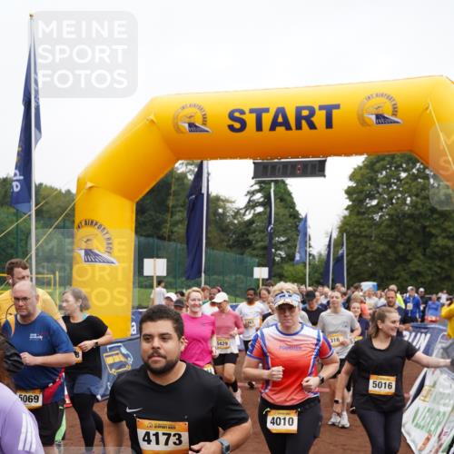 13.09.2026 - Airport Race Dennis Weichert http://msf.ph/oto/10256365 13.09.2026 10:01:22 Laufen  meine-sportfotos.de