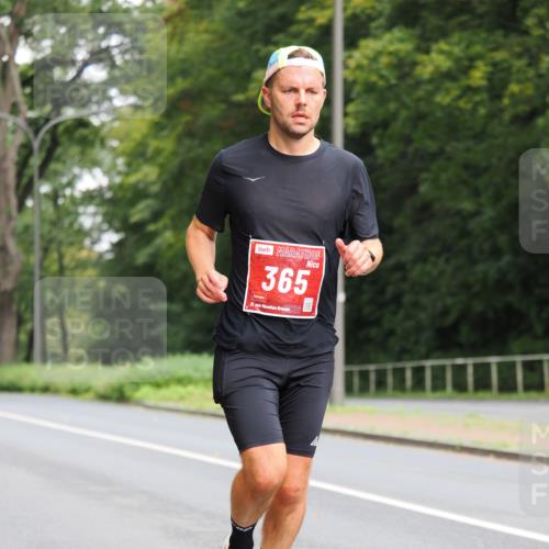 13.09.2026 - 21. swb-Marathon Bremen TobiasT http://msf.ph/oto/10269401 13.09.2026 11:36:28 Laufen 365, 21, 026 meine-sportfotos.de