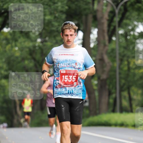13.09.2026 - 21. swb-Marathon Bremen TobiasT http://msf.ph/oto/10270215 13.09.2026 11:36:32 Laufen 21, 26, 1535, 42, 195, 66, 886, 8888 meine-sportfotos.de