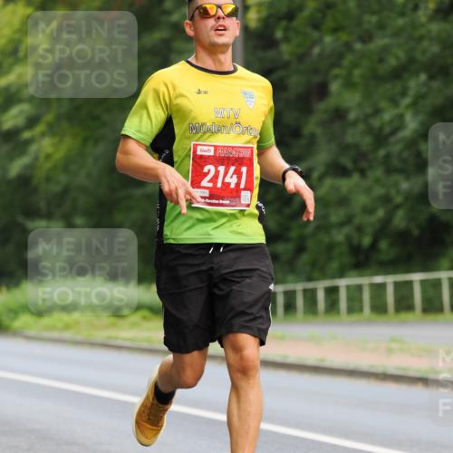 13.09.2026 - 21. swb-Marathon Bremen TobiasT http://msf.ph/oto/10270267 13.09.2026 11:38:56 Laufen 2141, 0962, 40, 3119 meine-sportfotos.de