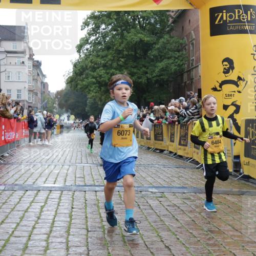 13.09.2026 - Kiel Lauf Yannick Fuchs http://msf.ph/oto/10270779 13.09.2026 08:33:19 Ziel 6073, 6484, 6698, 7959, 10988 meine-sportfotos.de