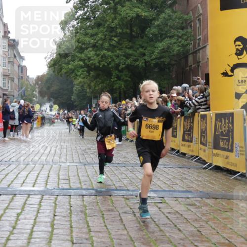 13.09.2026 - Kiel Lauf Yannick Fuchs http://msf.ph/oto/10270807 13.09.2026 08:33:21 Ziel 10988, 1711, 6073, 6484, 6698, 7959, 11404 meine-sportfotos.de