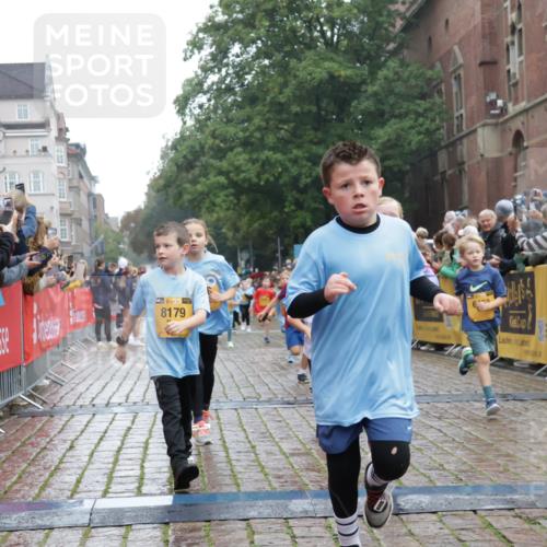 13.09.2026 - Kiel Lauf Yannick Fuchs http://msf.ph/oto/10271072 13.09.2026 08:33:55 Ziel 743, 2477, 4080, 6351, 8602, 8654, 8840, 9418, 9670, 11008, 11226, 11664, 1711, 3220, 6073, 6484, 6698, 7959, 10988, 11404, 657, 1058, 1103, 1295, 1924, 2140, 2769, 2851, 4146, 4796, 4839, 5324, 6453, 7041, 7135, 7567, 8179, 8478, 9211, 9945, 10121, 10172, 10713, 11365, 11572, 12236 meine-sportfotos.de
