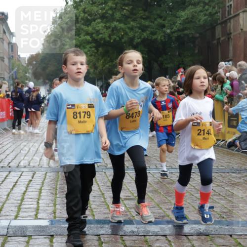 13.09.2026 - Kiel Lauf Yannick Fuchs http://msf.ph/oto/10271087 13.09.2026 08:33:56 Ziel 743, 1295, 2477, 4080, 6351, 7041, 8602, 8654, 8840, 9418, 9670, 10172, 11008, 11226, 11664, 1711, 3220, 6073, 6484, 6698, 7959, 10988, 11404, 657, 1058, 1103, 1924, 2140, 2769, 2851, 4146, 4796, 4839, 5324, 6453, 7135, 7567, 8179, 8478, 9211, 9945, 10121, 10713, 10815, 11365, 11572, 12236 meine-sportfotos.de