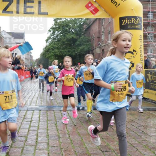 13.09.2026 - Kiel Lauf Yannick Fuchs http://msf.ph/oto/10272139 13.09.2026 08:34:51 Ziel 530, 729, 1104, 1105, 1918, 2641, 4989, 5022, 5042, 5579, 5625, 5922, 6335, 6369, 6505, 6595, 7348, 7382, 8339, 8358, 8499, 8528, 8971, 9179, 9881, 10023, 10857, 11110, 11150, 11158, 11183, 12033, 12141, 12352, 12538, 12549, 126, 138, 720, 831, 1623, 1624, 2108, 2276, 2612, 2622, 2740, 3023, 3058, 3118, 3277, 3380, 3953, 4016, 4417, 4584, 5099, 5625, 5897, 6111, 6369, 7042, 7408, 7957, 8226, 8333, 8423, 8836, 8930, 8983, 9047, 10815, 12100, 1103, 9211, 10121 meine-sportfotos.de