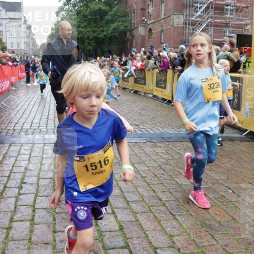13.09.2026 - Kiel Lauf Yannick Fuchs http://msf.ph/oto/10272720 13.09.2026 08:35:30 Ziel 434, 865, 1216, 1308, 1691, 2018, 2207, 2582, 2652, 3144, 3160, 4381, 4418, 4695, 4990, 5090, 5583, 5607, 5880, 6708, 6833, 7628, 8009, 8340, 8369, 8451, 8539, 8815, 8823, 8988, 9009, 9228, 9950, 10081, 10294, 10858, 10958, 11247, 11307, 11375, 11844, 11918, 12505, 192, 230, 242, 717, 729, 756, 782, 809, 1010, 1116, 1148, 1269, 1764, 2005, 2071, 2495, 2643, 2715, 2736, 2774, 2917, 2987, 4695, 4696, 5066, 5076, 5091, 5416, 5581, 6503, 6595, 165 meine-sportfotos.de