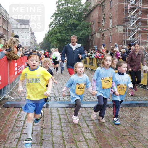 13.09.2026 - Kiel Lauf Yannick Fuchs http://msf.ph/oto/10273703 13.09.2026 08:36:21 Ziel 71, 308, 464, 465, 569, 740, 858, 923, 1648, 1829, 1875, 2310, 2328, 3149, 3434, 3532, 3656, 3689, 4002, 4007, 4473, 4474, 4495, 4500, 5481, 5486, 5499, 5658, 5842, 6022, 6101, 6143, 6491, 6838, 7128, 7136, 7147, 7225, 7228, 7523, 7629, 7634, 7679, 7842, 7908, 8228, 8267, 8961, 9625, 9794, 10111, 10140, 10712, 11355, 11577, 11592, 11782, 12239, 12447, 12504, 12645, 119, 440, 690, 741, 832, 1551, 1552, 1690, 1850, 2618, 2621, 2882, 2911, 3053, 6022 meine-sportfotos.de