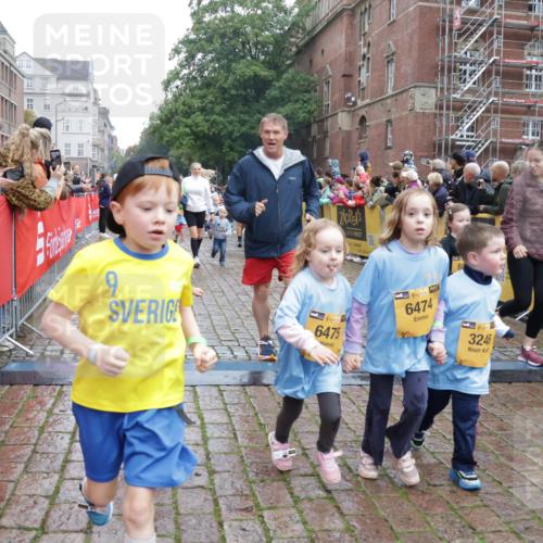 13.09.2026 - Kiel Lauf Yannick Fuchs http://msf.ph/oto/10273714 13.09.2026 08:36:21 Ziel 71, 308, 464, 465, 569, 740, 858, 923, 1648, 1829, 1875, 2310, 2328, 3149, 3434, 3532, 3656, 3689, 4002, 4007, 4473, 4474, 4495, 4500, 5481, 5486, 5499, 5658, 5842, 6022, 6101, 6143, 6491, 6838, 7128, 7136, 7147, 7225, 7228, 7523, 7629, 7634, 7679, 7842, 7908, 8228, 8267, 8961, 9625, 9794, 10111, 10140, 10712, 11355, 11577, 11592, 11782, 12239, 12447, 12504, 12645, 119, 440, 690, 741, 832, 1551, 1552, 1690, 1850, 2618, 2621, 2882, 2911, 3053, 6022 meine-sportfotos.de