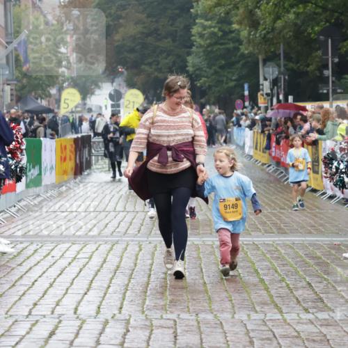13.09.2026 - Kiel Lauf Yannick Fuchs http://msf.ph/oto/10275668 13.09.2026 08:38:23 Ziel 281, 4423, 236, 278, 1807, 2936, 4085, 4490, 4734, 5709, 5887, 7283, 7477, 8382, 8428, 9791, 9921, 10478, 11412, 11810, 11899, 12581, 10005, 236, 278, 593, 1214, 1621, 5199, 5887, 7283, 7612, 9887, 10478 meine-sportfotos.de