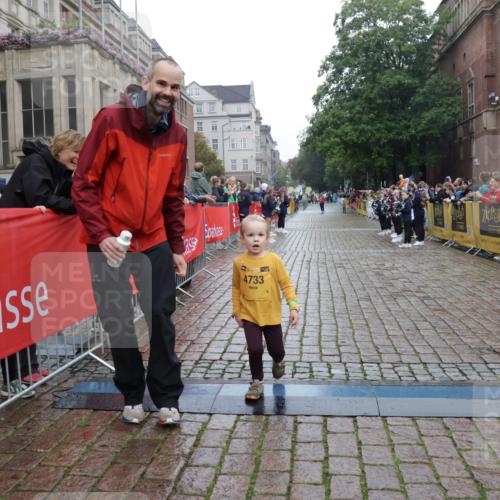 13.09.2026 - Kiel Lauf Yannick Fuchs http://msf.ph/oto/10276004 13.09.2026 08:39:12 Ziel 5216, 5267, 2355, 9149, 4733, 10005 meine-sportfotos.de