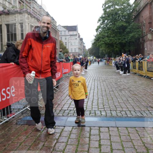 13.09.2026 - Kiel Lauf Yannick Fuchs http://msf.ph/oto/10276012 13.09.2026 08:39:12 Ziel 5216, 5267, 2355, 9149, 4733, 10005 meine-sportfotos.de