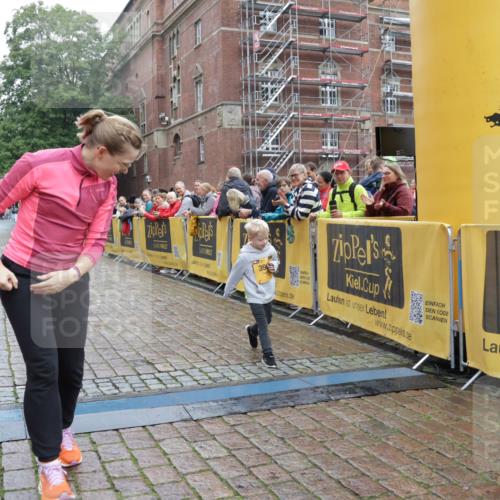 13.09.2026 - Kiel Lauf Yannick Fuchs http://msf.ph/oto/10276078 13.09.2026 08:39:43 Ziel 4733, 5267, 3902, 5216 meine-sportfotos.de
