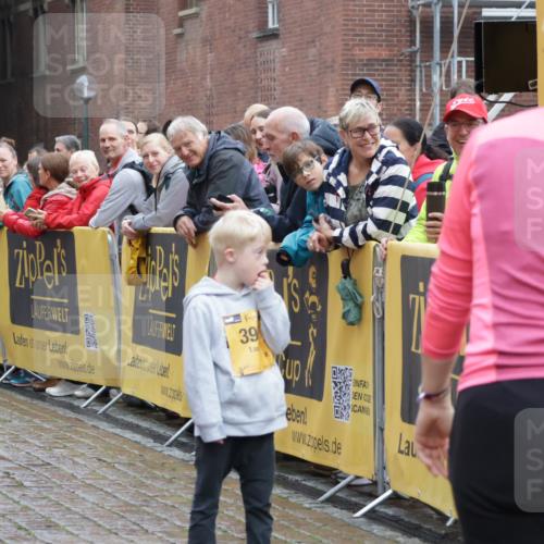 13.09.2026 - Kiel Lauf Yannick Fuchs http://msf.ph/oto/10276090 13.09.2026 08:39:53 Ziel 3902, 4733, 5267 meine-sportfotos.de