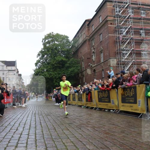 13.09.2026 - Kiel Lauf Yannick Fuchs http://msf.ph/oto/10276445 13.09.2026 08:49:22 Ziel 135, 6891 meine-sportfotos.de