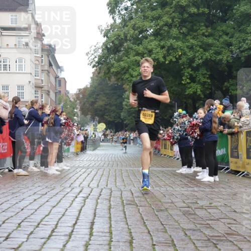 13.09.2026 - Kiel Lauf Yannick Fuchs http://msf.ph/oto/10276537 13.09.2026 08:49:31 Ziel 135, 6891, 10319 meine-sportfotos.de