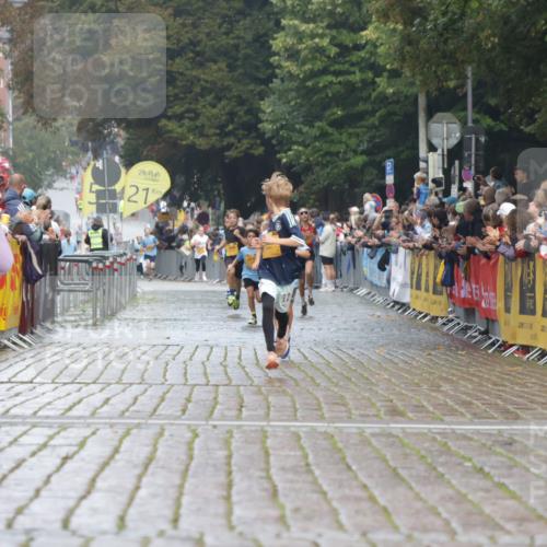 13.09.2026 - Kiel Lauf Yannick Fuchs http://msf.ph/oto/10276549 13.09.2026 08:49:37 Ziel 135, 6891, 10319 meine-sportfotos.de
