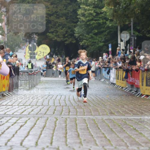 13.09.2026 - Kiel Lauf Yannick Fuchs http://msf.ph/oto/10276559 13.09.2026 08:49:37 Ziel 135, 6891, 10319 meine-sportfotos.de