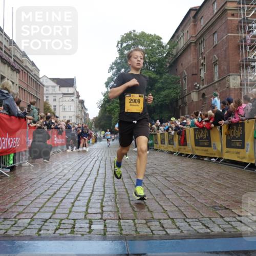 13.09.2026 - Kiel Lauf Yannick Fuchs http://msf.ph/oto/10276722 13.09.2026 08:49:50 Ziel 6891, 10319, 135, 6891, 1710, 2909, 5168, 5258, 8786 meine-sportfotos.de