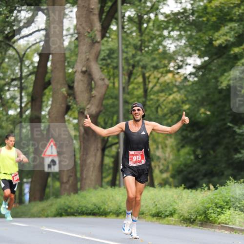 13.09.2026 - 21. swb-Marathon Bremen TobiasT http://msf.ph/oto/10276814 13.09.2026 11:30:08 Laufen 919 meine-sportfotos.de