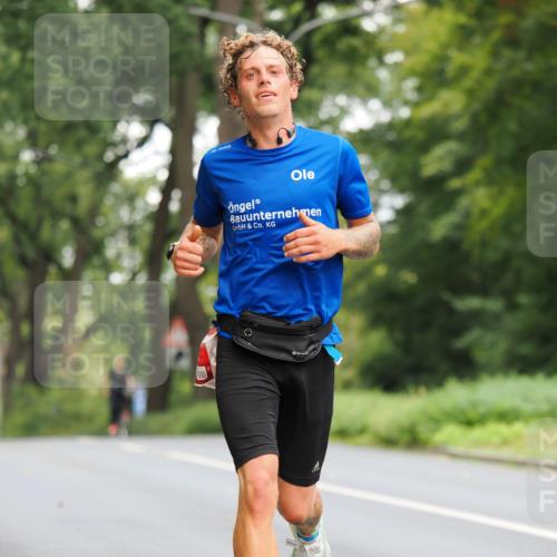13.09.2026 - 21. swb-Marathon Bremen TobiasT http://msf.ph/oto/10276862 13.09.2026 11:32:02 Laufen  meine-sportfotos.de