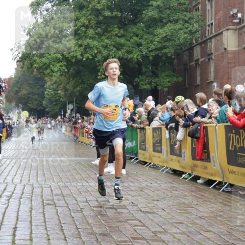 13.09.2026 - Kiel Lauf Yannick Fuchs http://msf.ph/oto/10276950 13.09.2026 08:50:05 Ziel 1710, 2909, 5168, 5258, 8786, 135, 6891, 10319, 3167, 3487, 11542 meine-sportfotos.de