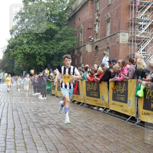 13.09.2026 - Kiel Lauf Yannick Fuchs http://msf.ph/oto/10277302 13.09.2026 08:50:25 Ziel 3167, 3487, 10359, 1710, 2909, 5168, 5258, 8786, 10319, 11542, 2125, 2443, 3106, 5792, 7511, 10319 meine-sportfotos.de