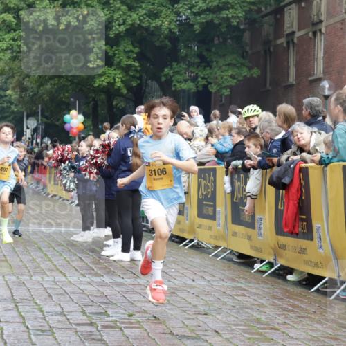 13.09.2026 - Kiel Lauf Yannick Fuchs http://msf.ph/oto/10277323 13.09.2026 08:50:27 Ziel 3167, 3487, 10359, 1710, 2909, 3167, 5168, 5258, 8786, 11542, 497, 2125, 2443, 3106, 5792, 7511, 9612, 10987, 10319 meine-sportfotos.de