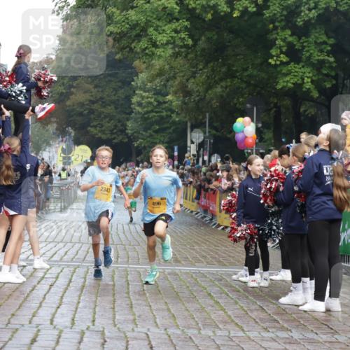 13.09.2026 - Kiel Lauf Yannick Fuchs http://msf.ph/oto/10277578 13.09.2026 08:50:39 Ziel 2443, 5792, 7511, 10359, 1710, 2909, 3167, 3487, 8786, 10359, 11542, 496, 497, 2125, 2343, 3106, 5959, 9612, 10957, 10987, 2909, 5168, 5258 meine-sportfotos.de