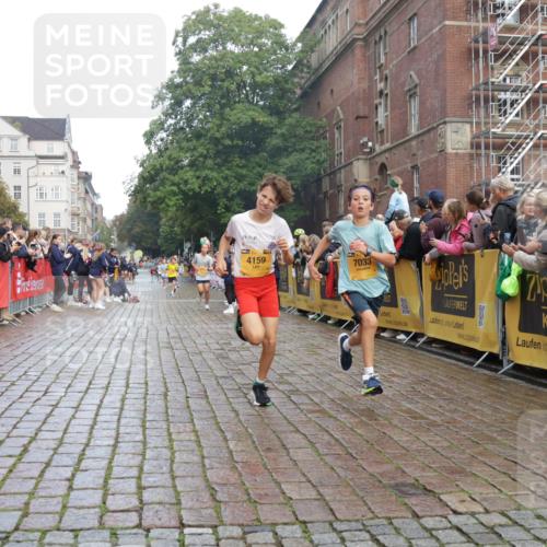 13.09.2026 - Kiel Lauf Yannick Fuchs http://msf.ph/oto/10277944 13.09.2026 08:50:59 Ziel 496, 2343, 5959, 10957, 497, 2125, 2443, 3106, 5792, 7511, 9612, 10359, 10987, 1238, 1724, 4159, 5010, 7033, 10463, 10970, 11688, 3167, 3487 meine-sportfotos.de