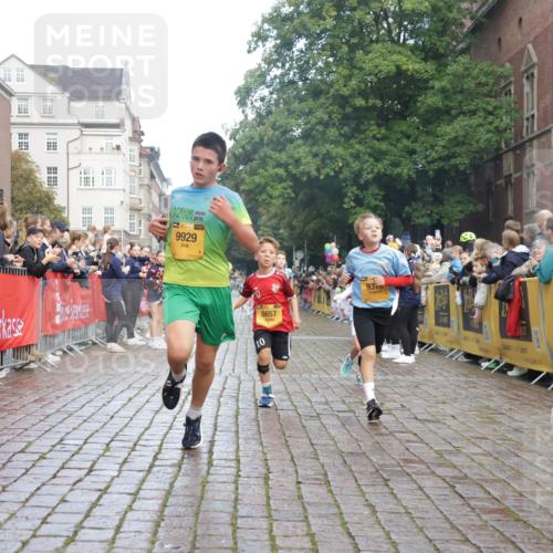 13.09.2026 - Kiel Lauf Yannick Fuchs http://msf.ph/oto/10278174 13.09.2026 08:51:10 Ziel 1238, 1724, 5010, 7033, 10463, 10970, 11688, 496, 497, 2125, 2343, 2443, 3106, 5792, 5959, 9612, 10957, 10987, 444, 909, 3683, 4159, 4741, 5211, 5439, 5906, 6699, 8657, 8883, 9379, 9929, 2443, 7511, 10359 meine-sportfotos.de